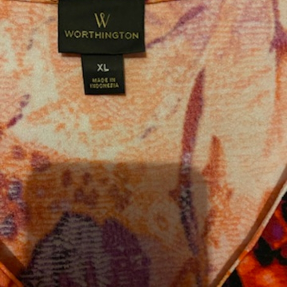 Top - Picture 3 of 3